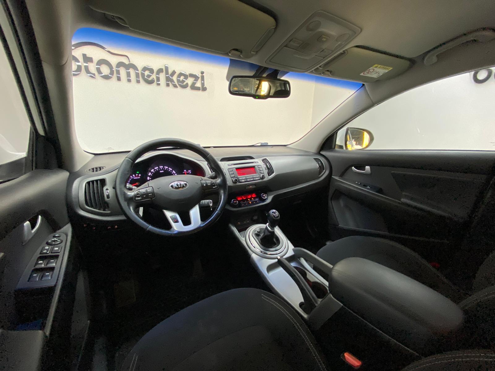 KIA SPORTAGE 17